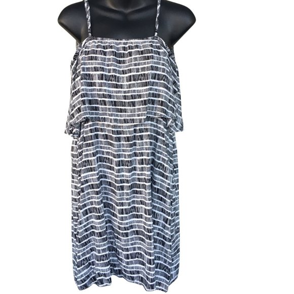 🌸4/$30 Black and white cami mini dress with ruffle top - Picture 1 of 6